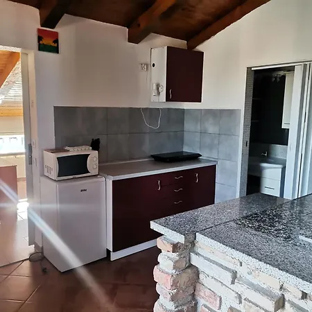 Apartmani Omisalj Omišalj