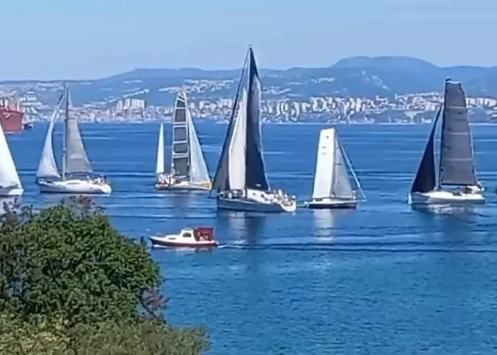 Apartmani Omisalj * אומיסאליי