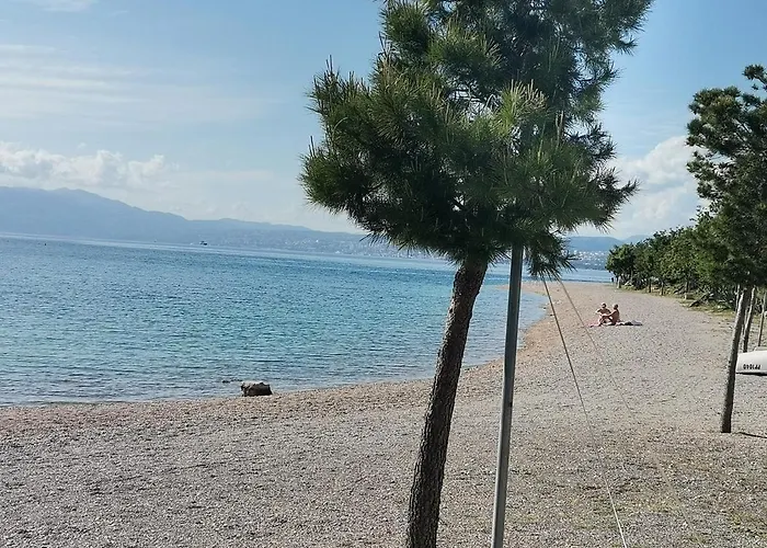 דירה Apartmani Omisalj