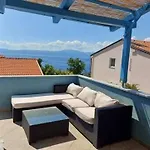 Apartmani Omisalj 奥米沙利