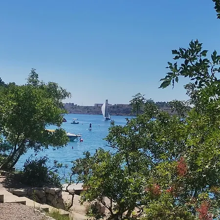 Apartmani Omisalj Omisalj