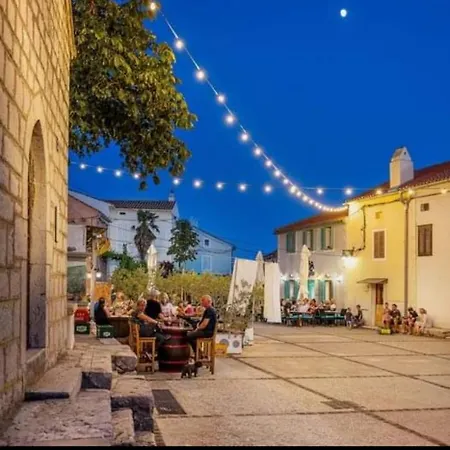 Apartament Apartmani Omisalj