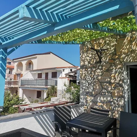 Apartmani Omisalj * Omišalj