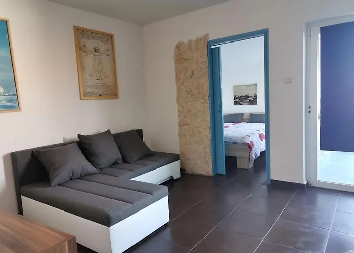 Apartmani Omisalj * Omišalj