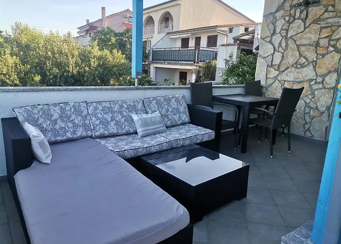 Daire Apartmani Omisalj Omišalj