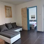 Apartmani Omisalj * Omisalj