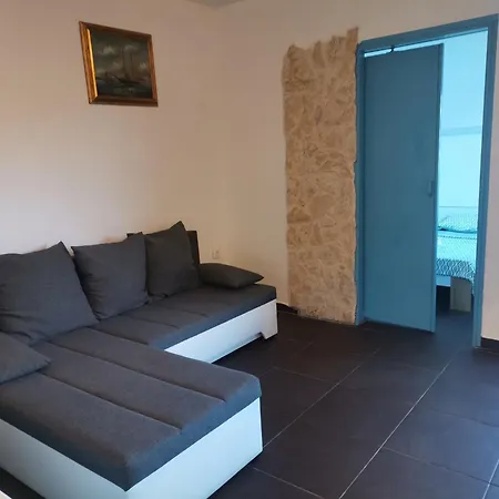 Apartmani Omisalj * Omišalj