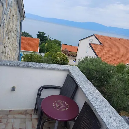Apartmani Omisalj