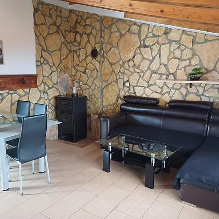 Apartmani Omisalj Apartmán *